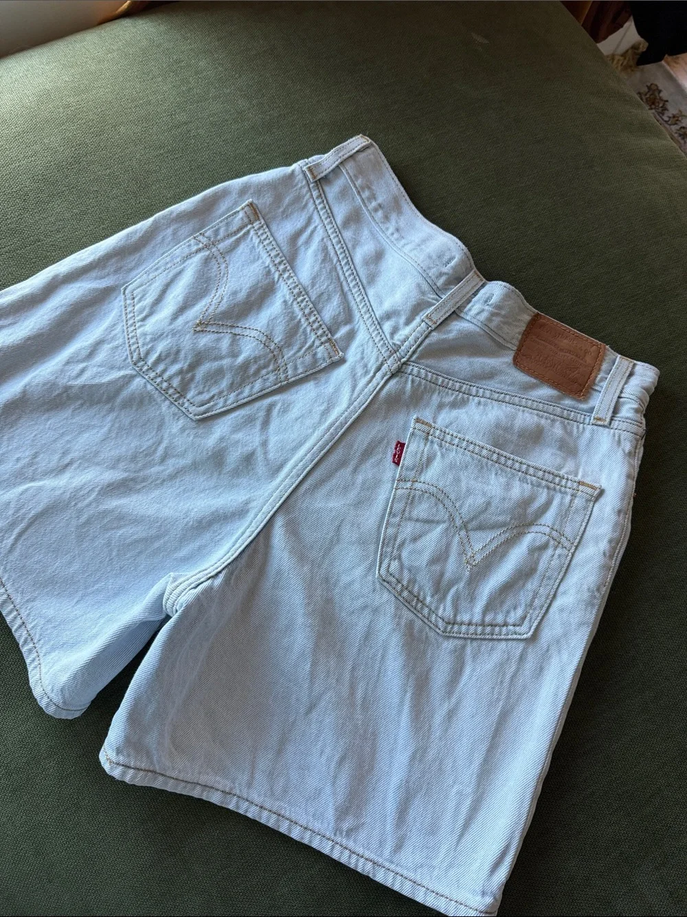 Levis classic high